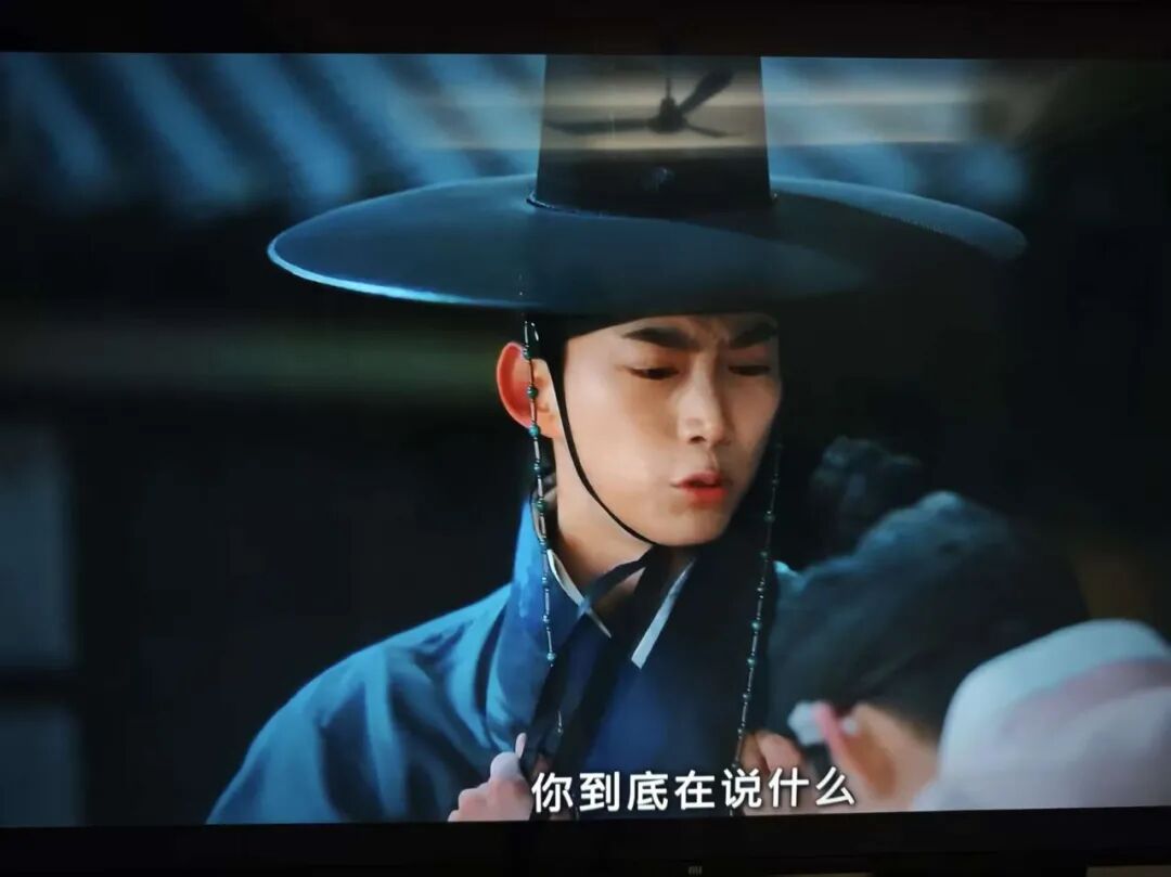 夸克TV端：官方小体积版本，登录网盘即可看全部资源